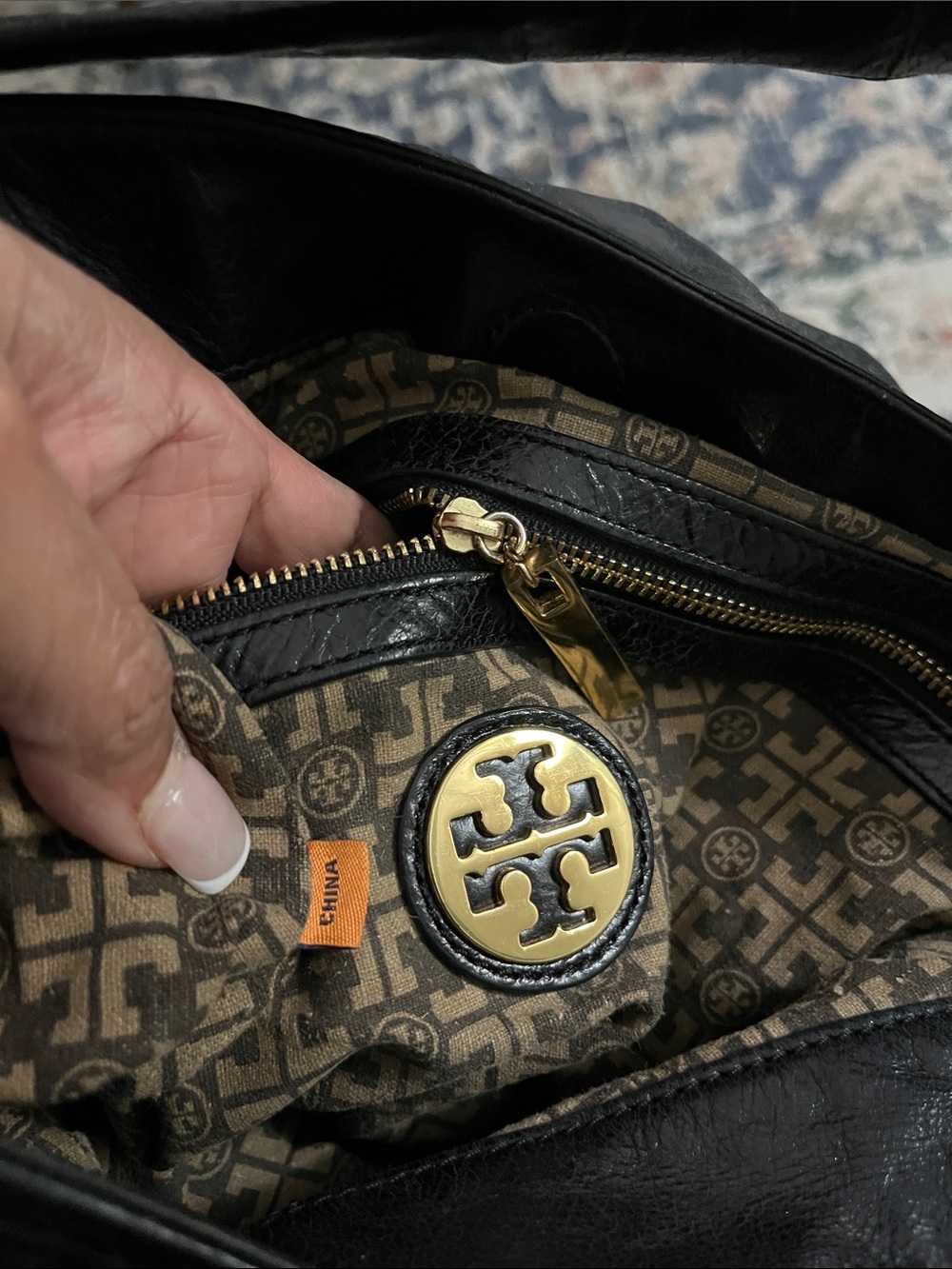 Tory Burch Leather Bag - Picture 8 of 13